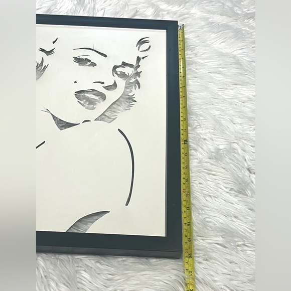 Marilyn Monroe Laser Cut Metal Wall Art Decor Marilyn Monroe Artwork 20" x 16" - Picture 8 of 12